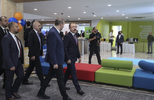 Bakan Muş: Oyun ve yazılım ihracatçılarına ciddi teşvik ve desteğimiz var
