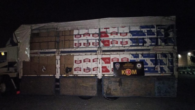 Adana'da 12 milyon 510 bin makaron ele geçirildi