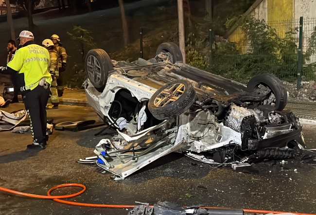 TEM Otoyolu'nda seyreden otomobil köprüden uçtu: 1 ölü, 1 yaralı