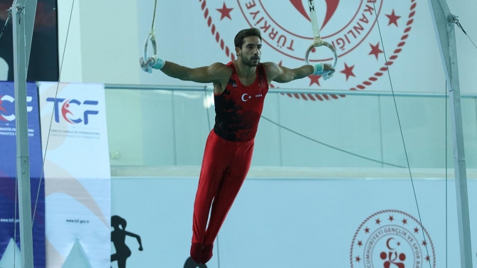 Artistik Cimnastik Dünya Kupası'nda 9 milli sporcu finale kaldı