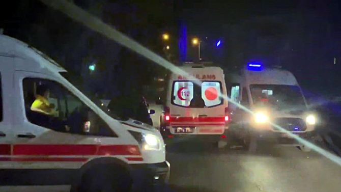 İstanbul'da çamaşır suyu fabrikasında çalışan 10 işçi zehirlendi