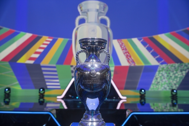Türkiye'nin EURO 2024 elemelerindeki rakipleri belli oldu... EURO 2024 eleme grupları...