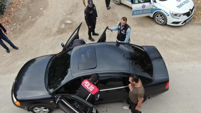 81 ilde Huzurlu Sokaklar ve Terör Suçları Uygulaması: Aranan 769 kişi yakalandı