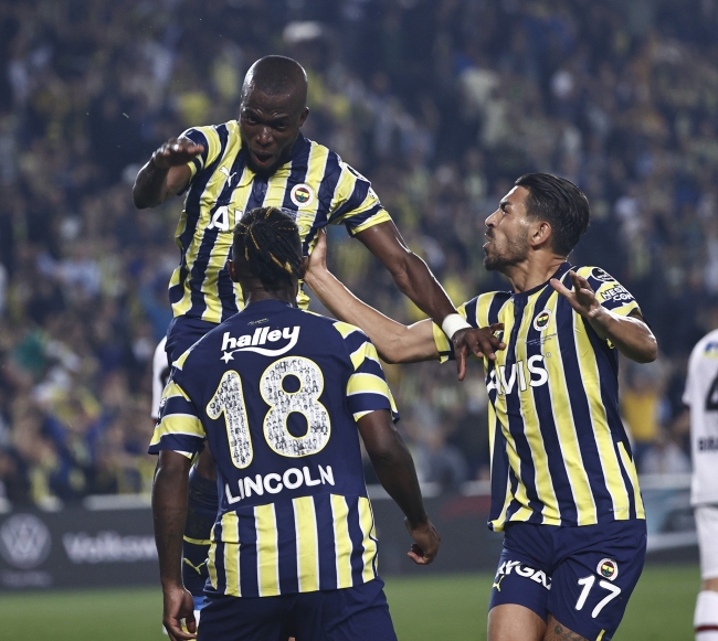 Fenerbahçe'de golcüler iş başında