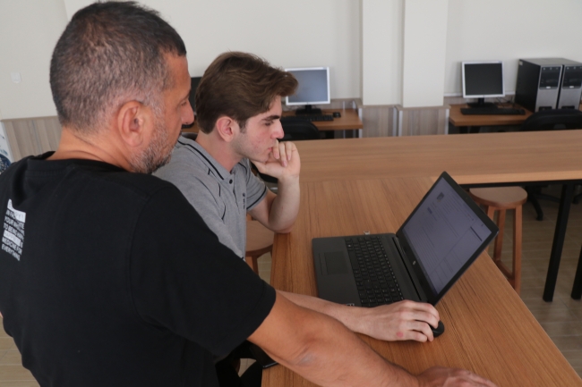 Liseli Batuhan yapay zeka projesiyle ABD yolcusu