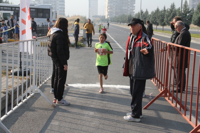 Kayseri'de "Atatürk'ü Anma Koşusu" düzenlendi