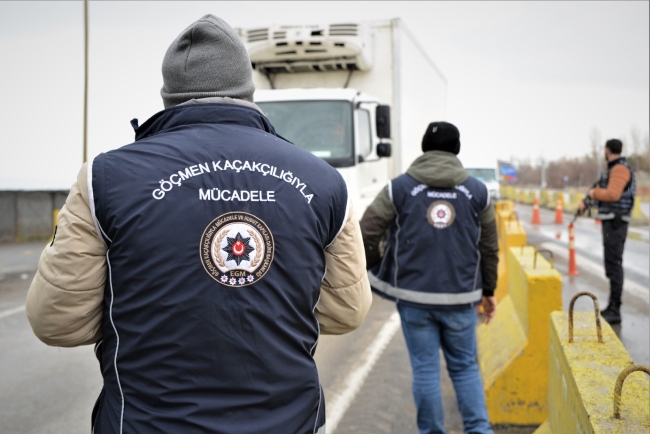 81 ilde 'Huzur' uygulaması: 1353 düzensiz göçmen yakalandı