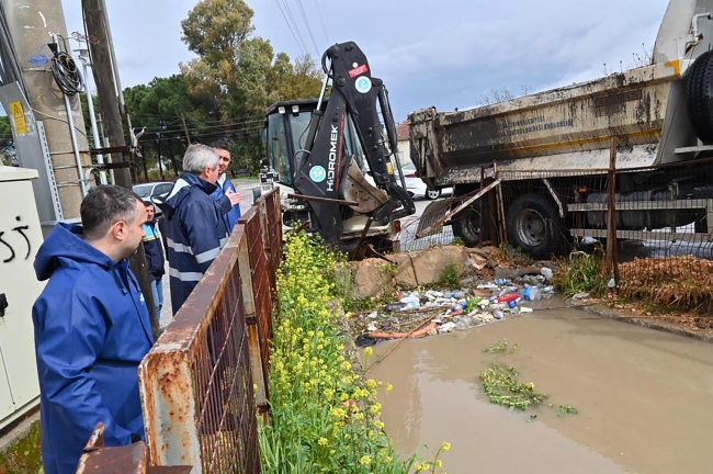 Manisa'da sağanak: Metrekareye 40 kilogram yağış düştü