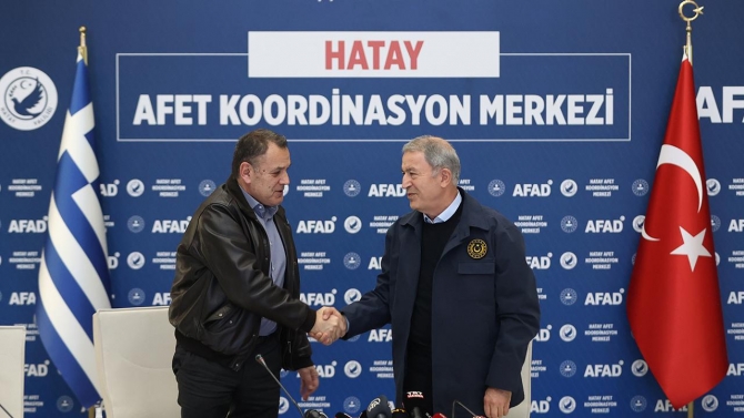 Bakan Akar: Yunanistan ile sorunlarımız da dostluğumuz çok boyutlu