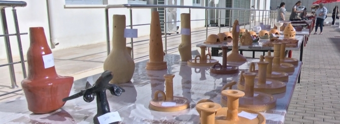 Mahkumların ürettikleri el işleri kermeste sergilendi, satışa sunuldu.. Bakan Oğuz: Üretmek her zaman insana moral verir güç verir