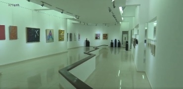 Hakan Çakmak’ın röportaj yaptığı sanatçıların eserleri sergileniyor