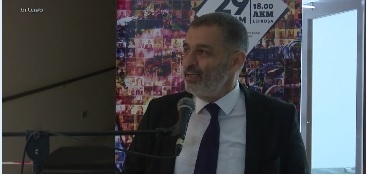 Hakan Çakmak’ın röportaj yaptığı sanatçıların eserleri sergileniyor