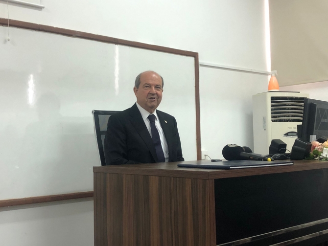 Cumhurbaşkanı Tatar, Güzelyurt Türk Maarif Koleji’nde öğrencilerle biraraya geldi: ‘Gençlere güvenim tamdır’