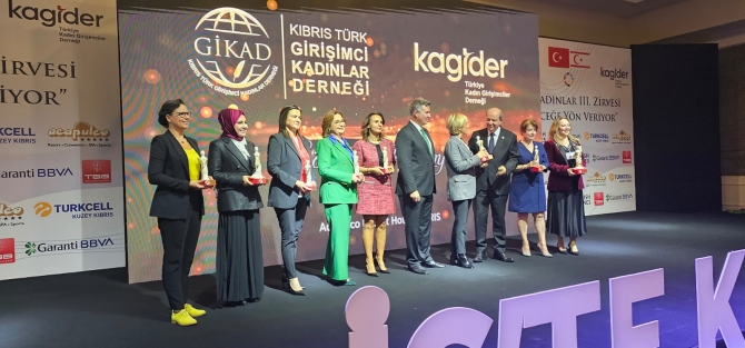 GİKAD ve KAGİDER işbirliğinde “İş’te Kadınlar 3. Zirvesi” Girne’de başladı