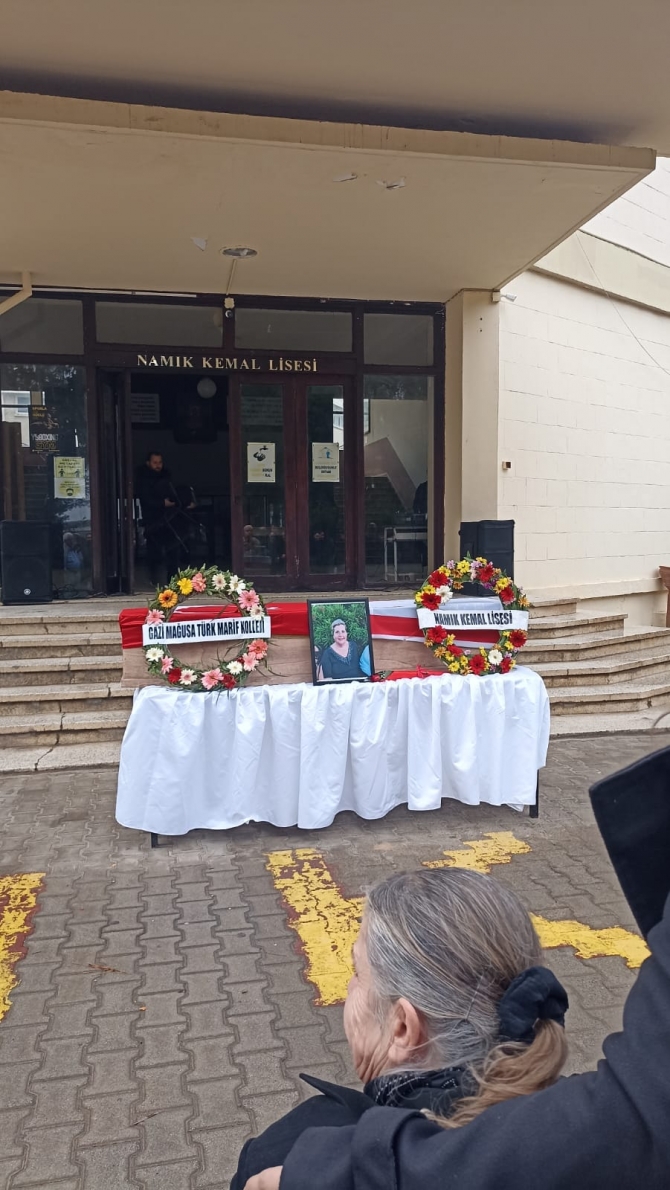 KKTC’nin ilk kadın kaymakamı Beran Bertuğ’a veda