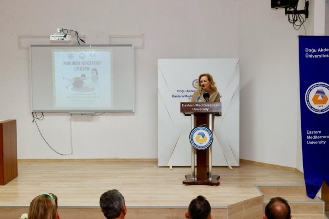 Cumhurbaşkanı Ersin Tatar’ın eşi Sibel Tatar, “Okullarda Fizyoterapi Çalıştayı’nda” konuştu: “Rahatsızlıklar yaşanmadan önce koruyucu önlemler alınmalı”