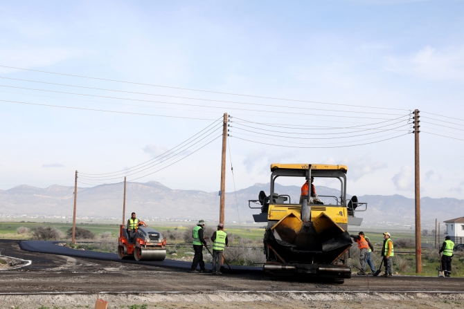 Başbakan Üstel, Meriç ve Balıkesir köylerini ziyaret etti, kırsal kesim arsası ve altyapı çalışmalarını yerinde inceledi
