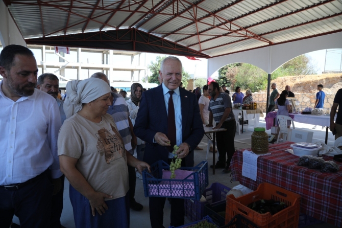Tatlısu’da Doğal Ürünler Pazarı açıldı.. Töre: “Kırsal bölgelerde üretim ev ekonomisine katkı sağlar”