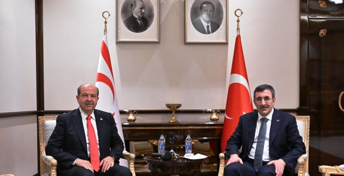 Cumhurbaşkanı Tatar, TC Cumhuriyeti Cumhurbaşkanı Yardımcısı Yılmaz ile bir araya geldi