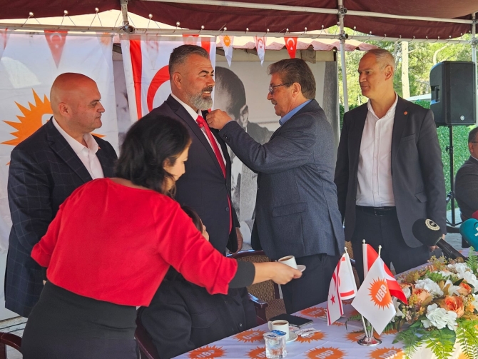 Beyarmudu Bağımsız Belediye Başkanı Bülent Bebek UBP’ye katıldı…