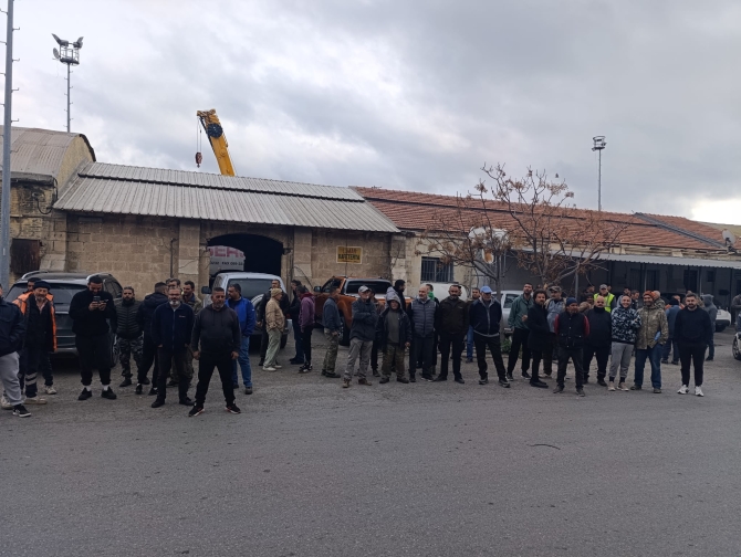 Liman-Sen Gazimağusa Limanı’nda tam gün uyarı grevi yapıyor