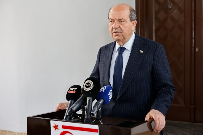 Cumhurbaşkanı Tatar: “İngiltere, Kıbrıs’taki gerçeği tam anlamıyla yansıtan bir yaklaşım sergileyememiştir”