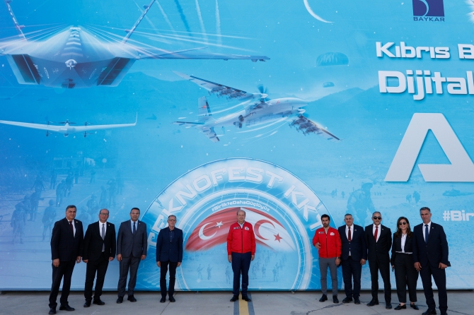 Cumhurbaşkanı Tatar, TEKNOFEST’in yapılacağı alanda incelemelerde bulundu