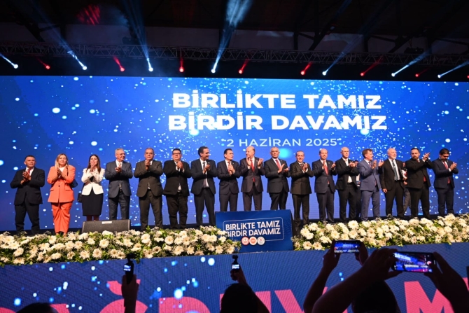 UBP, DP ve YDP, Tatar’a desteklerini düzenlenen törenle açıkladı