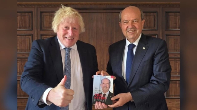 Cumhurbaşkanı Tatar, Birleşik Krallık eski Başbakanı Boris Johnson ile görüştü