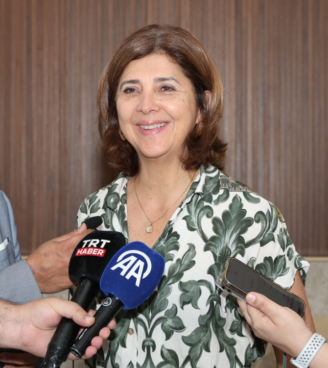 Tatar – Holguin görüşmesi tamamlandı…Holguin: “Müzakerecilerle birlikte bu öğleden sonra ve sanırım çarşamba günü çok sıkı çalışacağız”