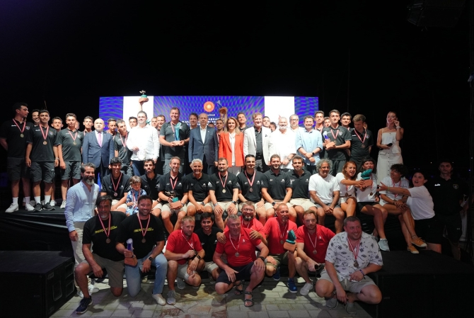 TC Cumhurbaşkanlığı 6’ncı Uluslararası Yat Yarışlarının KKTC etabı düzenlenen görkemli bir törenle sona erdi