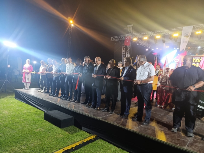 11’inci Patates Kültür ve Sanat Festivali başladı. 3 Ağustos’a kadar sürecek festival çeşitli etkinliklere ev sahipliği yapacak