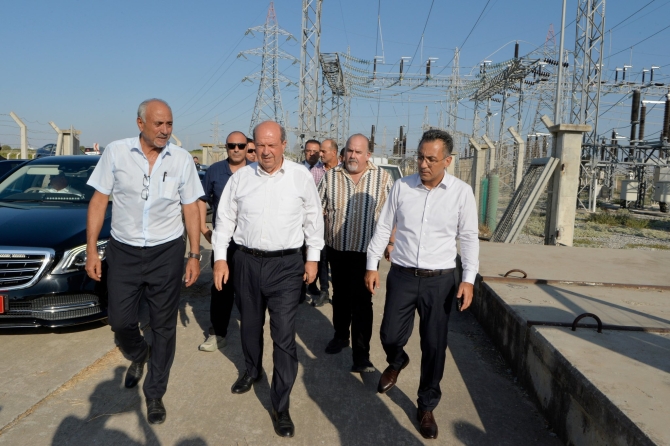 Cumhurbaşkanı Tatar, Güneşköy Trafo Merkezi’nde devam eden çalışmaları yerinde inceledi