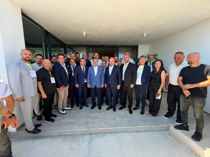 Üstel:KKTC, Doğu Akdeniz’in güvenilir yatırım merkezi olma yolunda ilerliyor